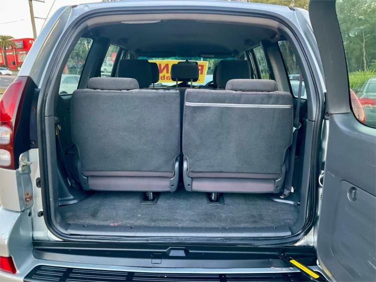 2004 TOYOTA LANDCRUISER 4D WAGON PRADO GXL 4x4 GRJ120R 11.jpg